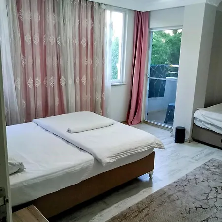 Ahmet Teacher Hotel,6 Minutes From The Airport Arnavutkoy Exterior photo