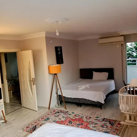 Ahmet Teacher Hotel,6 Minutes From The Airport Arnavutkoy Exterior photo